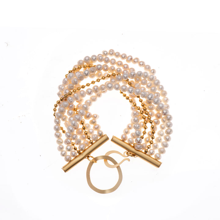 Natalia - Retro multilayer pearls & gold bracelet