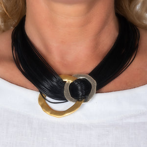 Victoria - Intertwined hoops collar necklace